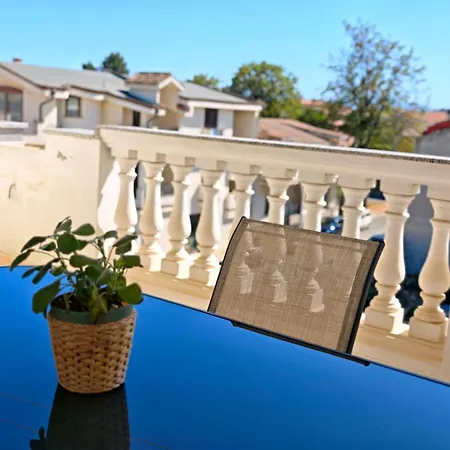 La Mansarda Del Sole Apartment